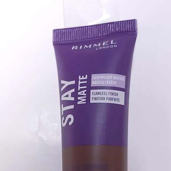 Rimmel London Stay Matte Liquid Mousse Foundation Makeup Face 605 Deep Chocolate - Picture 2 of 7